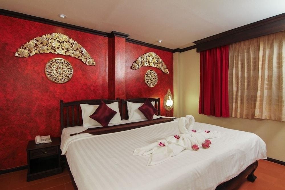 Pl Guesthouse Patong Dış mekan fotoğraf