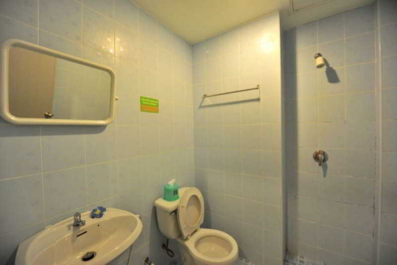 Pl Guesthouse Patong Dış mekan fotoğraf