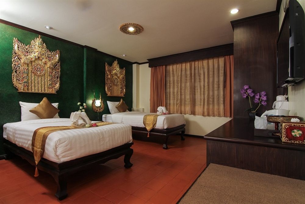 Pl Guesthouse Patong Dış mekan fotoğraf