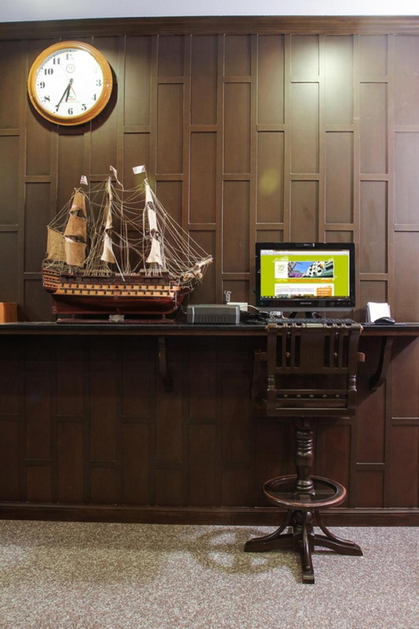 Pl Guesthouse Patong Dış mekan fotoğraf